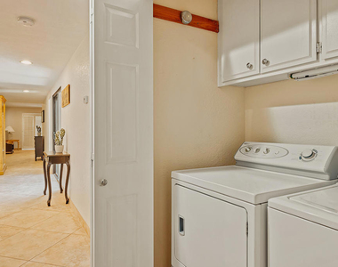 181 Camino Arroyo S - Photo Thumbnail 24