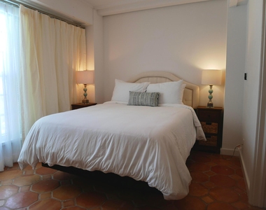235 Sunrise Avenue - Photo Thumbnail 15
