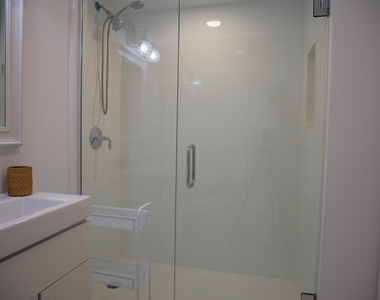 235 Sunrise Avenue - Photo Thumbnail 22