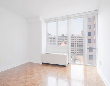 111 Lawrence Street - Photo Thumbnail 10