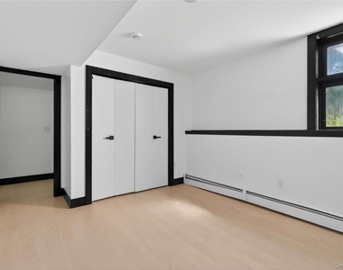 40 Felter Hill Road - Photo Thumbnail 20