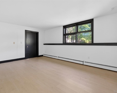 40 Felter Hill Road - Photo Thumbnail 23