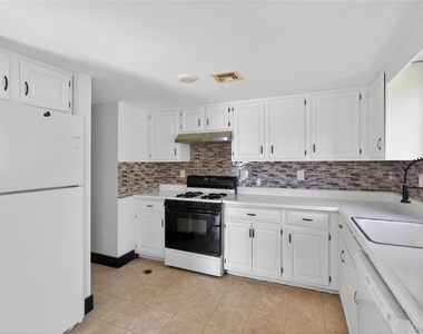 40 Felter Hill Road - Photo Thumbnail 10
