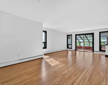 40 Felter Hill Road - Photo Thumbnail 4