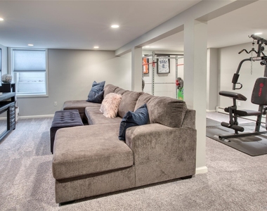 9 Deborah Drive - Photo Thumbnail 7