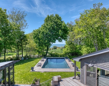 495 Maple Lane - Photo Thumbnail 11