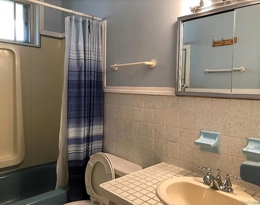 52 Horton Avenue - Photo Thumbnail 4