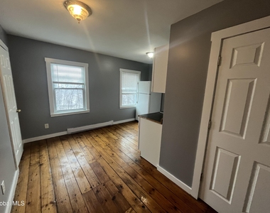1643 1st Street - Photo Thumbnail 1
