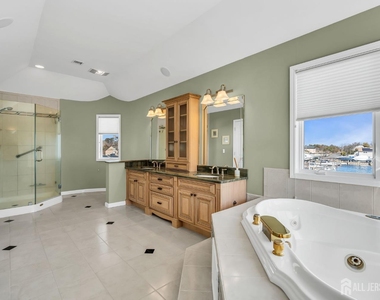3110 Windsor Avenue - Photo Thumbnail 35