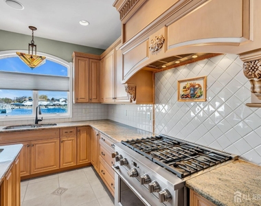 3110 Windsor Avenue - Photo Thumbnail 17