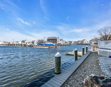 3110 Windsor Avenue - Photo Thumbnail 42