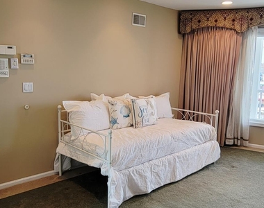 3110 Windsor Avenue - Photo Thumbnail 29