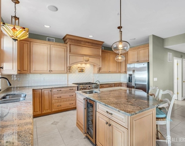 3110 Windsor Avenue - Photo Thumbnail 15