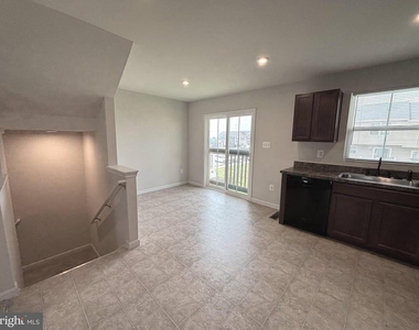57 Sebago Place - Photo Thumbnail 2