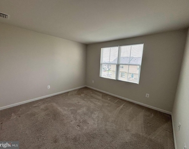 57 Sebago Place - Photo Thumbnail 5