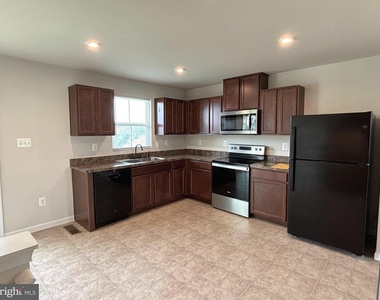 57 Sebago Place - Photo Thumbnail 4