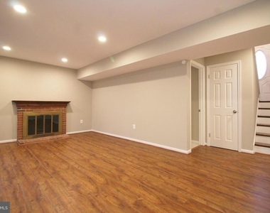 4500 Lantern Place - Photo Thumbnail 18