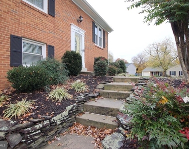 4500 Lantern Place - Photo Thumbnail 27