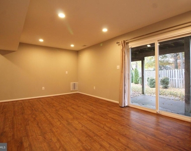 4500 Lantern Place - Photo Thumbnail 19