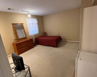 6220 Hidden Canyon Road - Photo Thumbnail 4