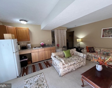 6220 Hidden Canyon Road - Photo Thumbnail 5