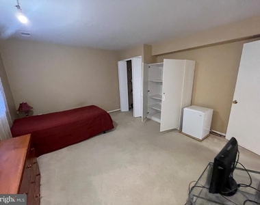 6220 Hidden Canyon Road - Photo Thumbnail 2