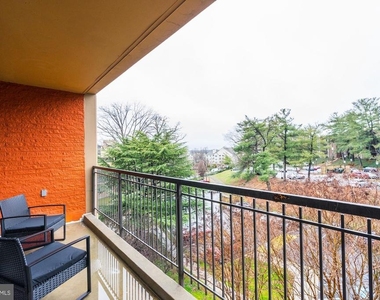 8 S Van Dorn Street - Photo Thumbnail 15