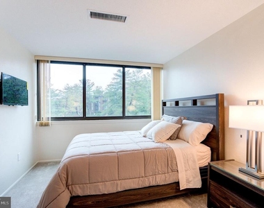 8 S Van Dorn Street - Photo Thumbnail 11