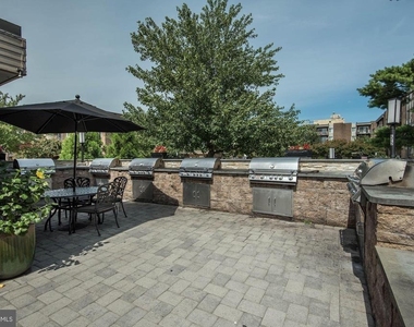 8 S Van Dorn Street - Photo Thumbnail 27