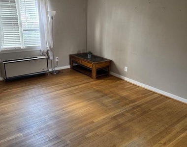 19 Auburn Court - Photo Thumbnail 3