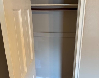 19 Auburn Court - Photo Thumbnail 9
