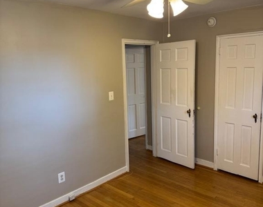 19 Auburn Court - Photo Thumbnail 11