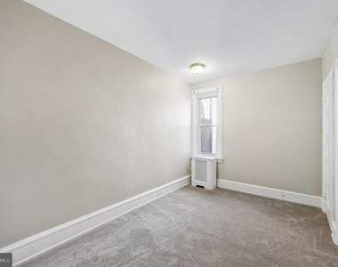 5428 Whitby Avenue - Photo Thumbnail 10