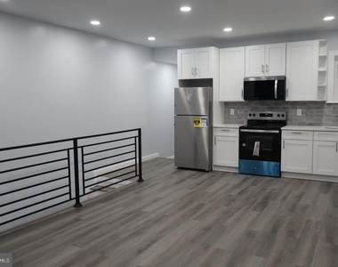 2730 N 5th Street - Photo Thumbnail 1