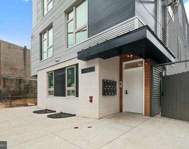 1918 E Cumberland Street - Photo Thumbnail 15