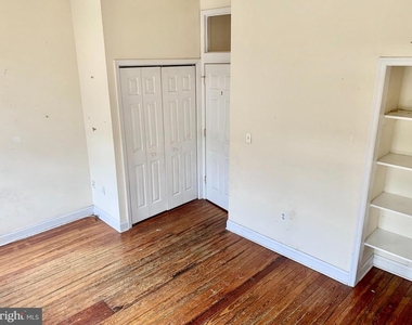 4217 Ridge Avenue - Photo Thumbnail 15