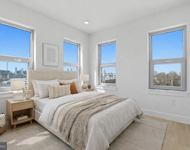 1440 N Front Street - Photo Thumbnail 16