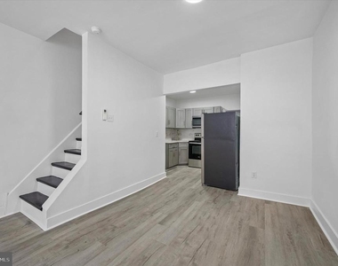 2522 N Opal Street - Photo Thumbnail 2