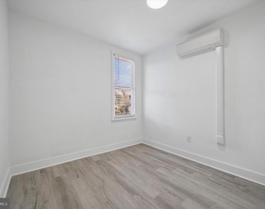 2522 N Opal Street - Photo Thumbnail 6