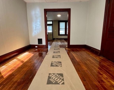 502 Buttonwood Street - Photo Thumbnail 6