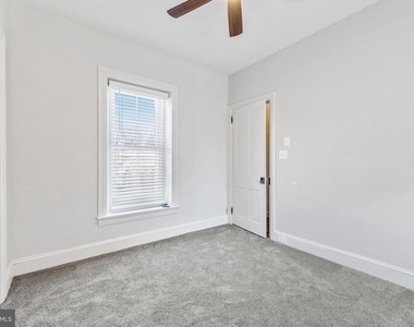 240 Franklin Street - Photo Thumbnail 16