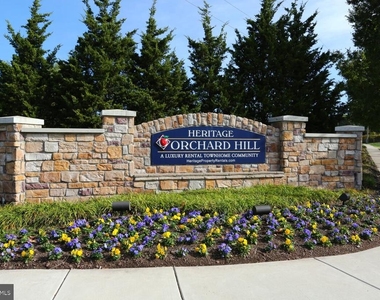 2203 Applewood Court - Photo Thumbnail 21
