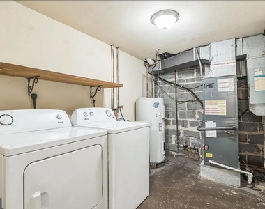 5204 Leeward Road - Photo Thumbnail 11