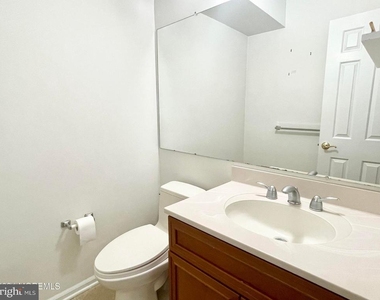 21 Evergreen Drive - Photo Thumbnail 14