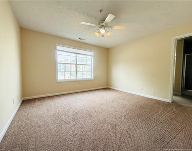 349 Waterdown Drive - Photo Thumbnail 5