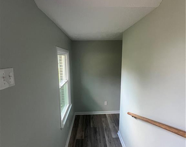 1215 Patrick Drive - Photo Thumbnail 30
