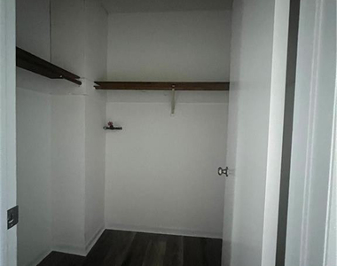 1215 Patrick Drive - Photo Thumbnail 32