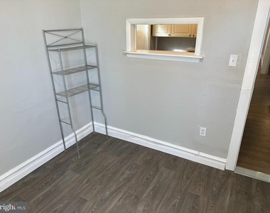 1192 Yorkship Square - Photo Thumbnail 24