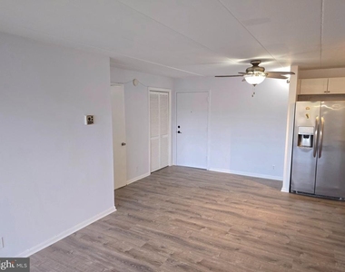 6011 Emerson Street - Photo Thumbnail 6