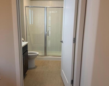 1320 Fenwick Lane - Photo Thumbnail 23
